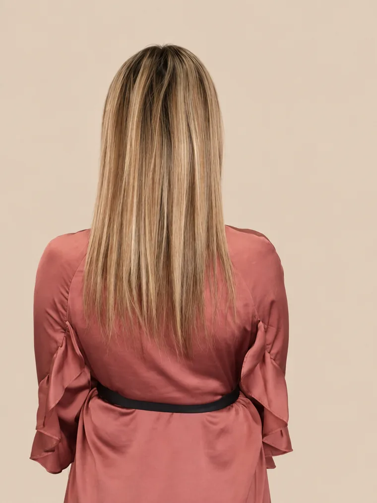 shoulder-length straight blonde hair with thin ends and grown-out dark roots